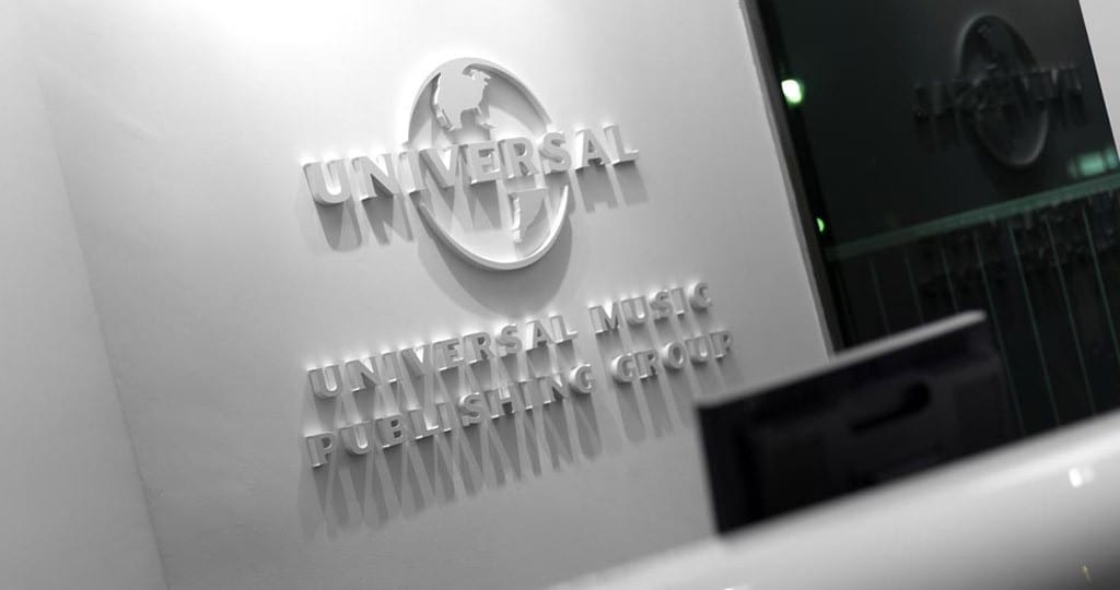 stunning reception and foyer design